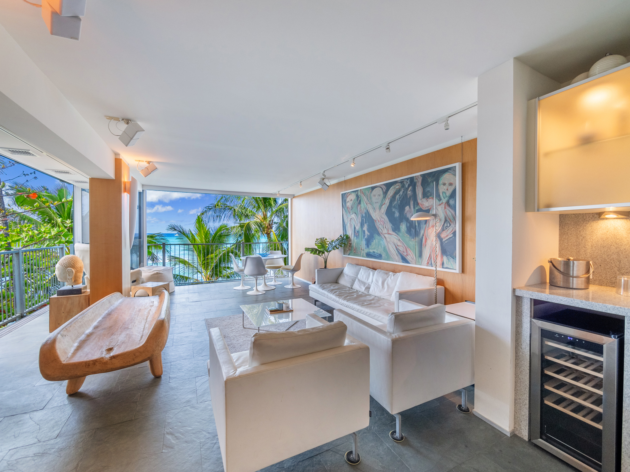 Property Photo:  3015 Kalakaua Avenue 401  HI 96815 