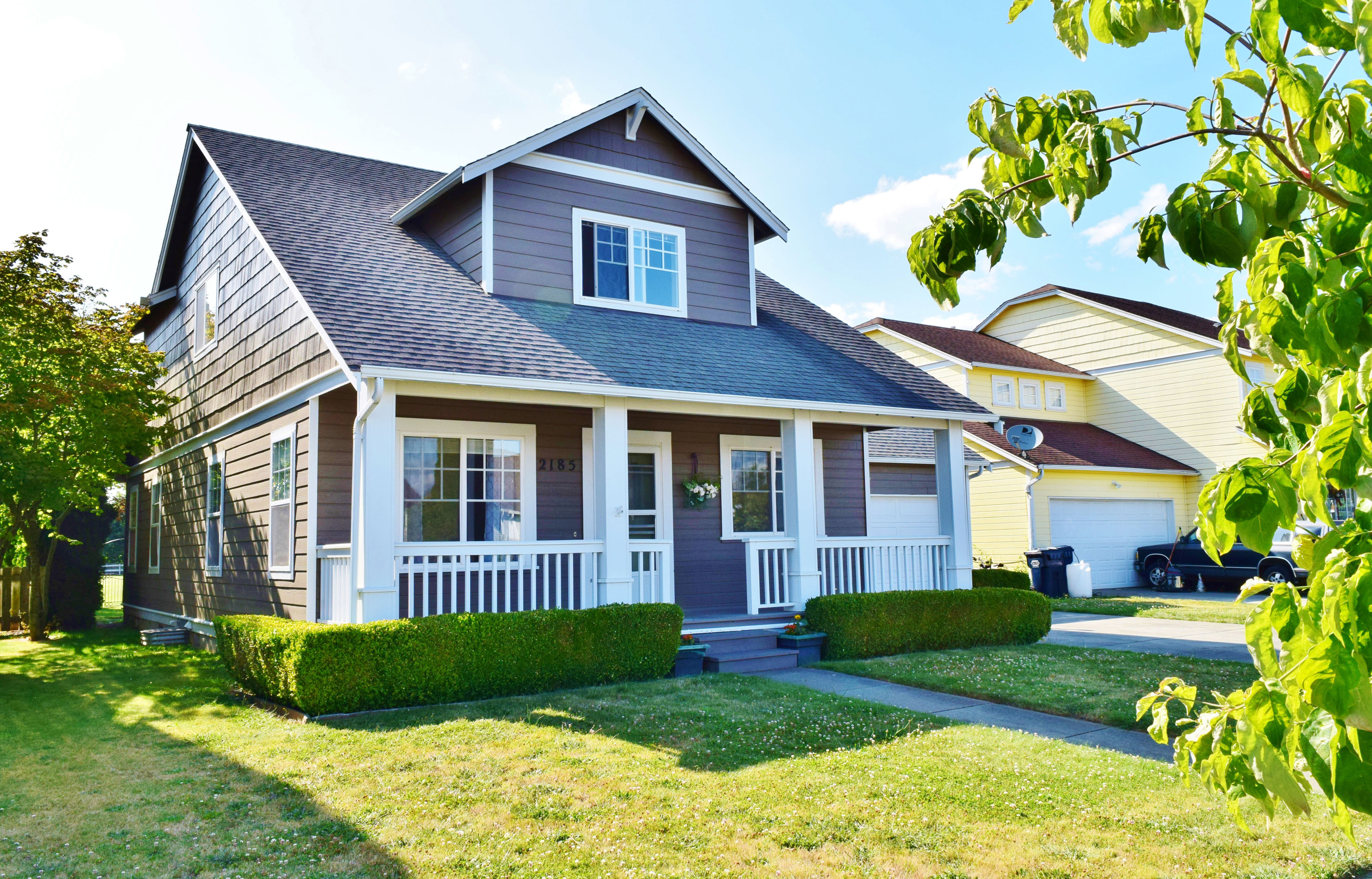 Property Photo: Exterior 2185 Oak St WA 98264
