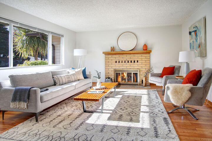 Property Photo:  2918 W Jameson Street  WA 98199 