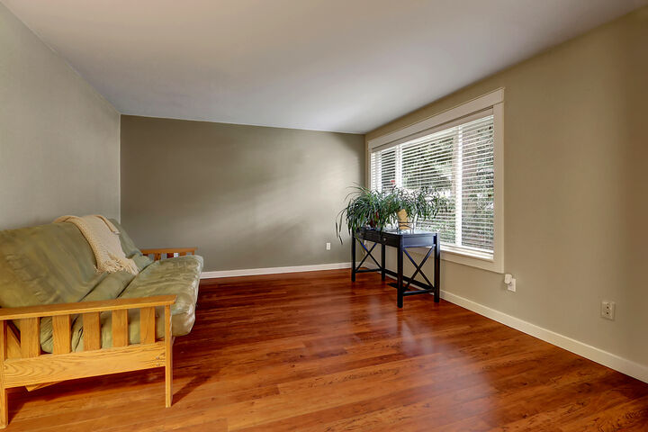 Property Photo:  13632 SE Fairwood Blvd  WA 98058 