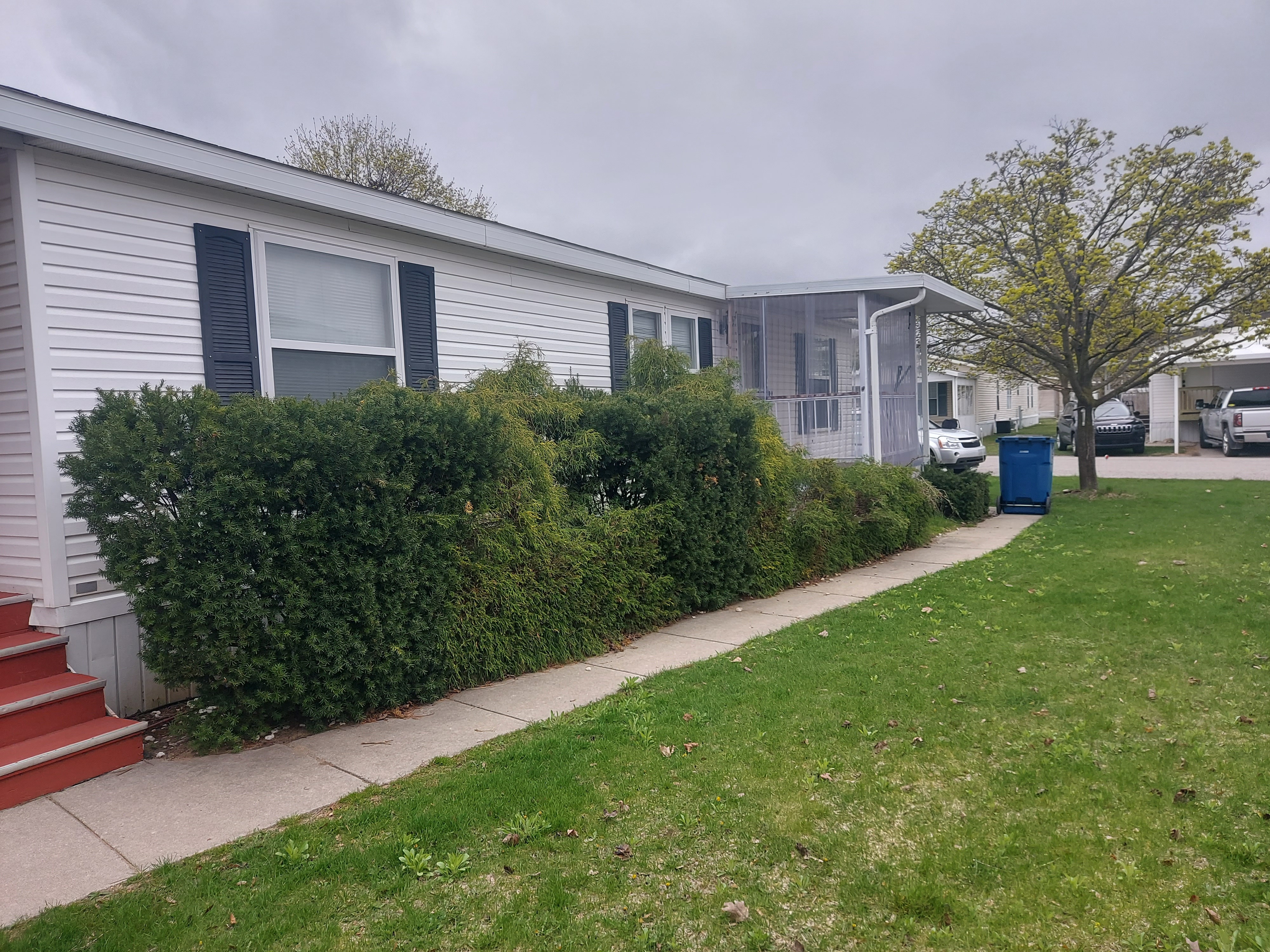 Property Photo:  1542 David Place  MI 49686 
