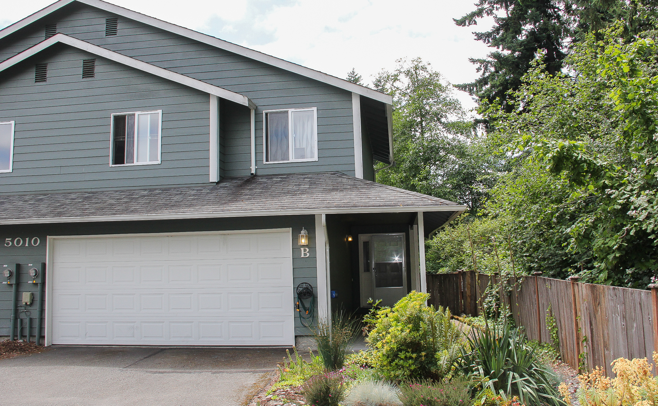 Property Photo:  5010 S Tyler St B  WA 98409 