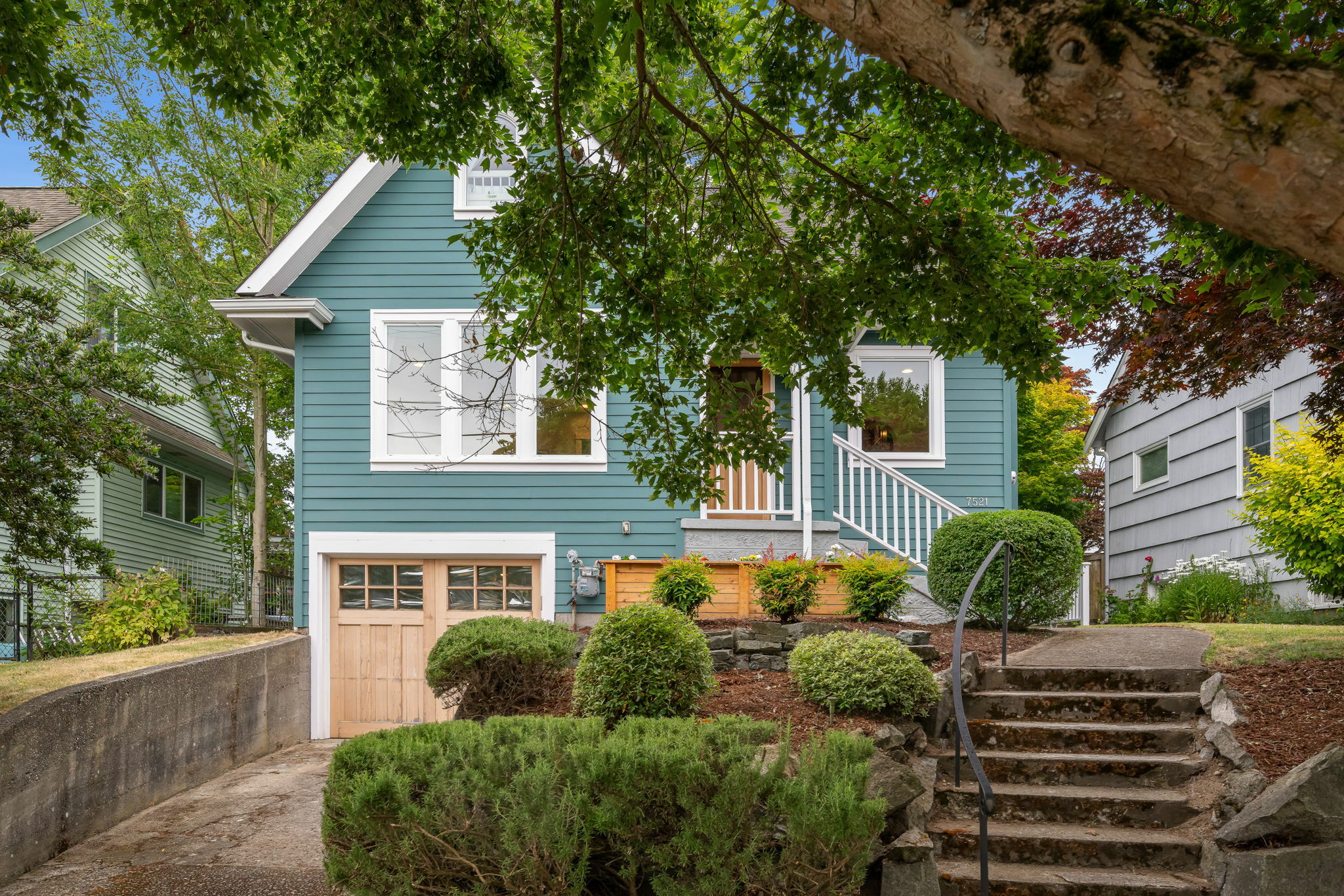 7521  18th Avenue NW  Seattle WA 98117 photo