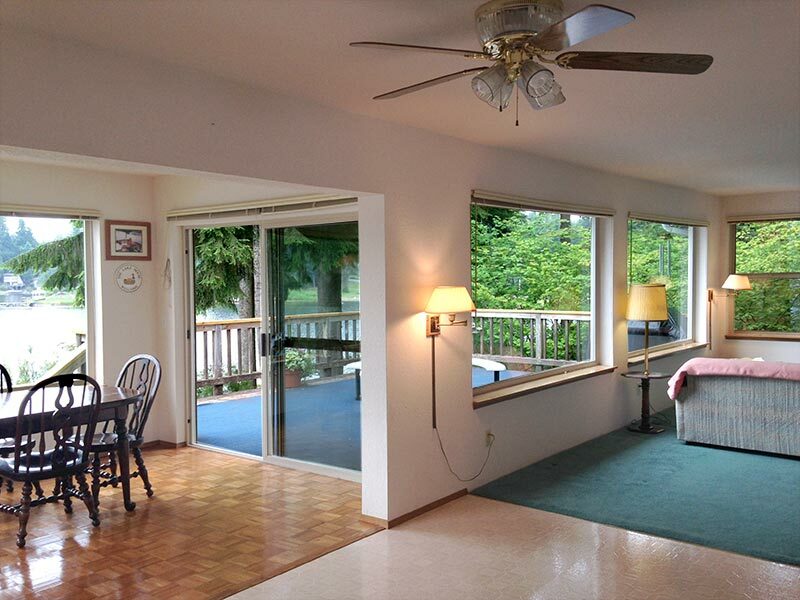 Property Photo: Living room/dining room 19714 324th Ave NE  WA 98019 