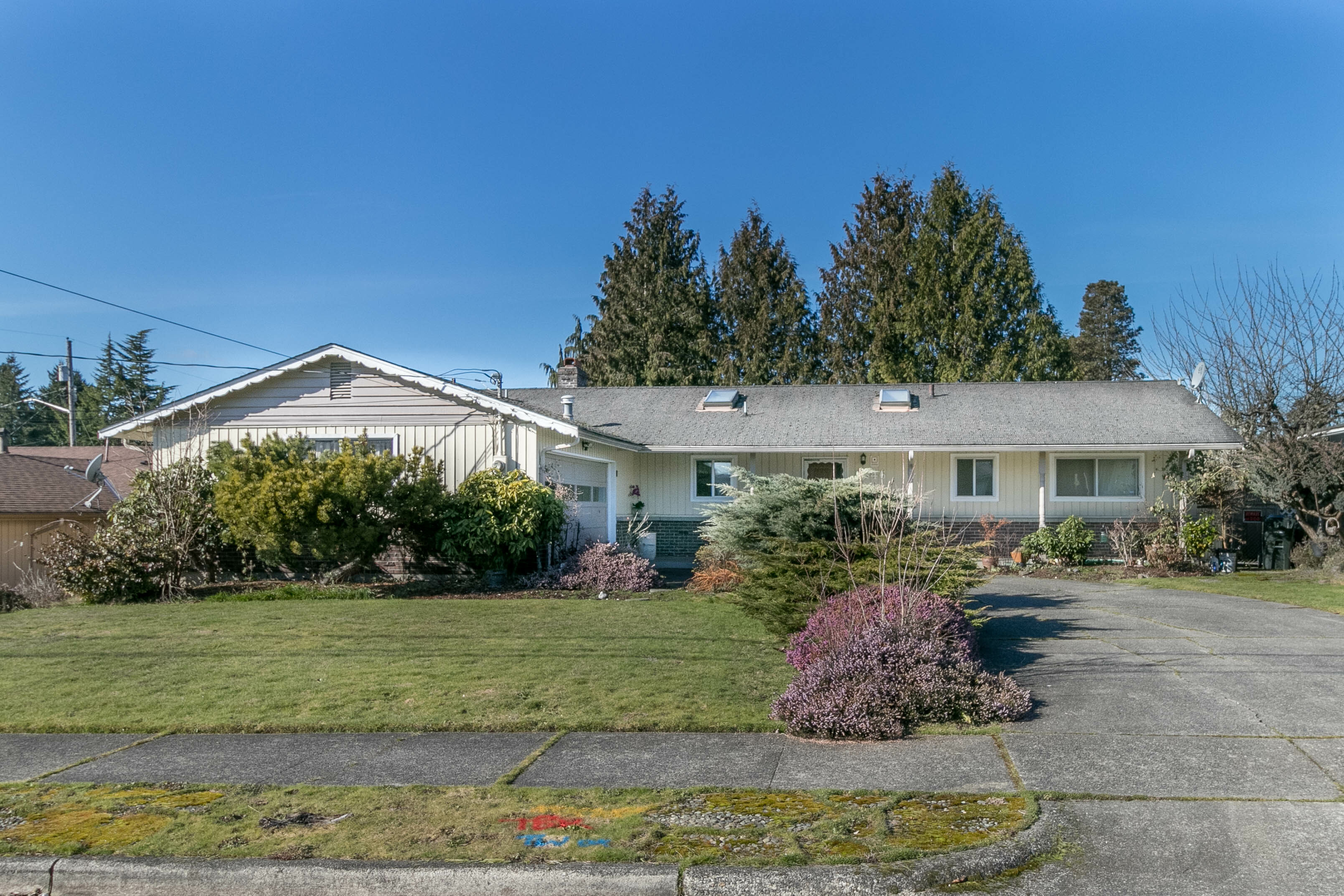 Property Photo: 6846 S K St WA 98408