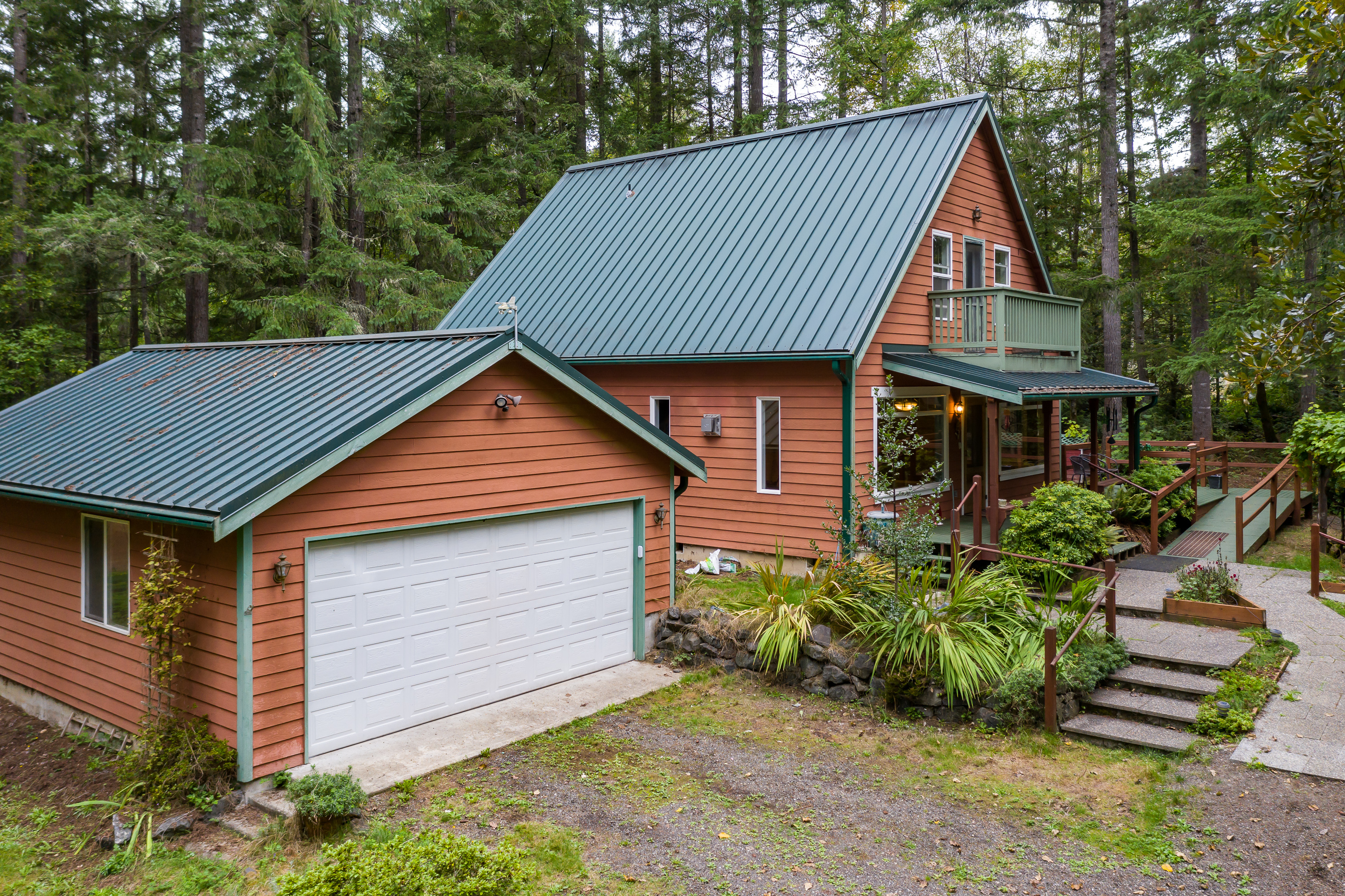 Property Photo:  7333 SE Fragaria Rd  WA 98359 