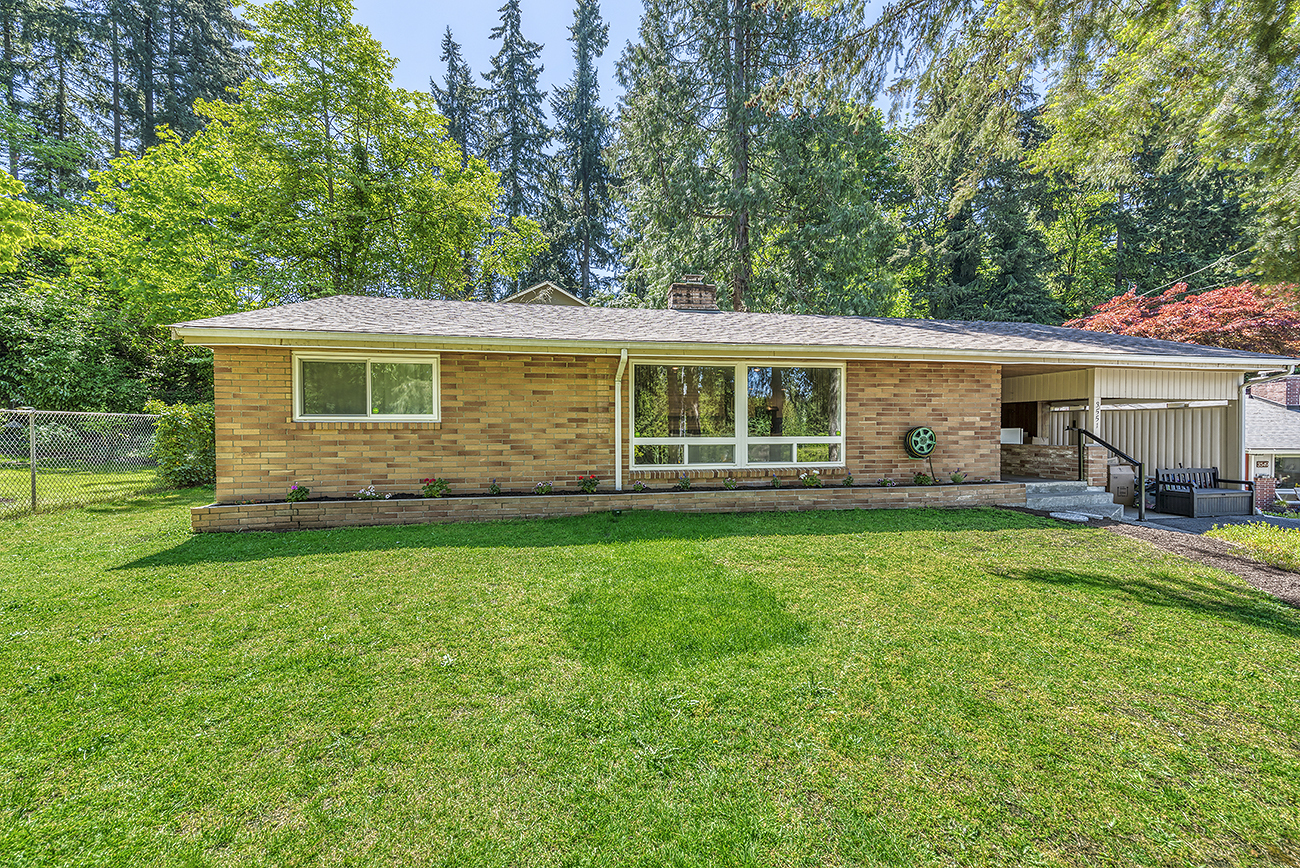 3551 NE 165th St  Lake Forest Park WA 98155 photo