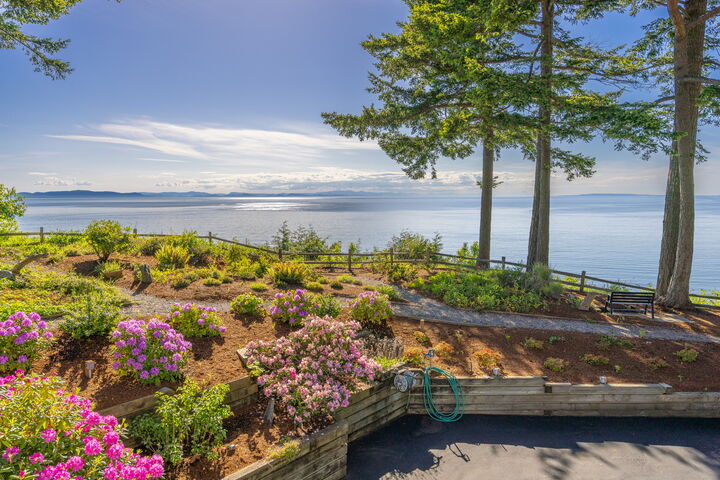 Property Photo:  6867  Holeman Avenue  WA 98230 