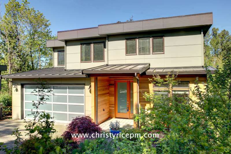 Property Photo: 351 Slater St S WA 98033