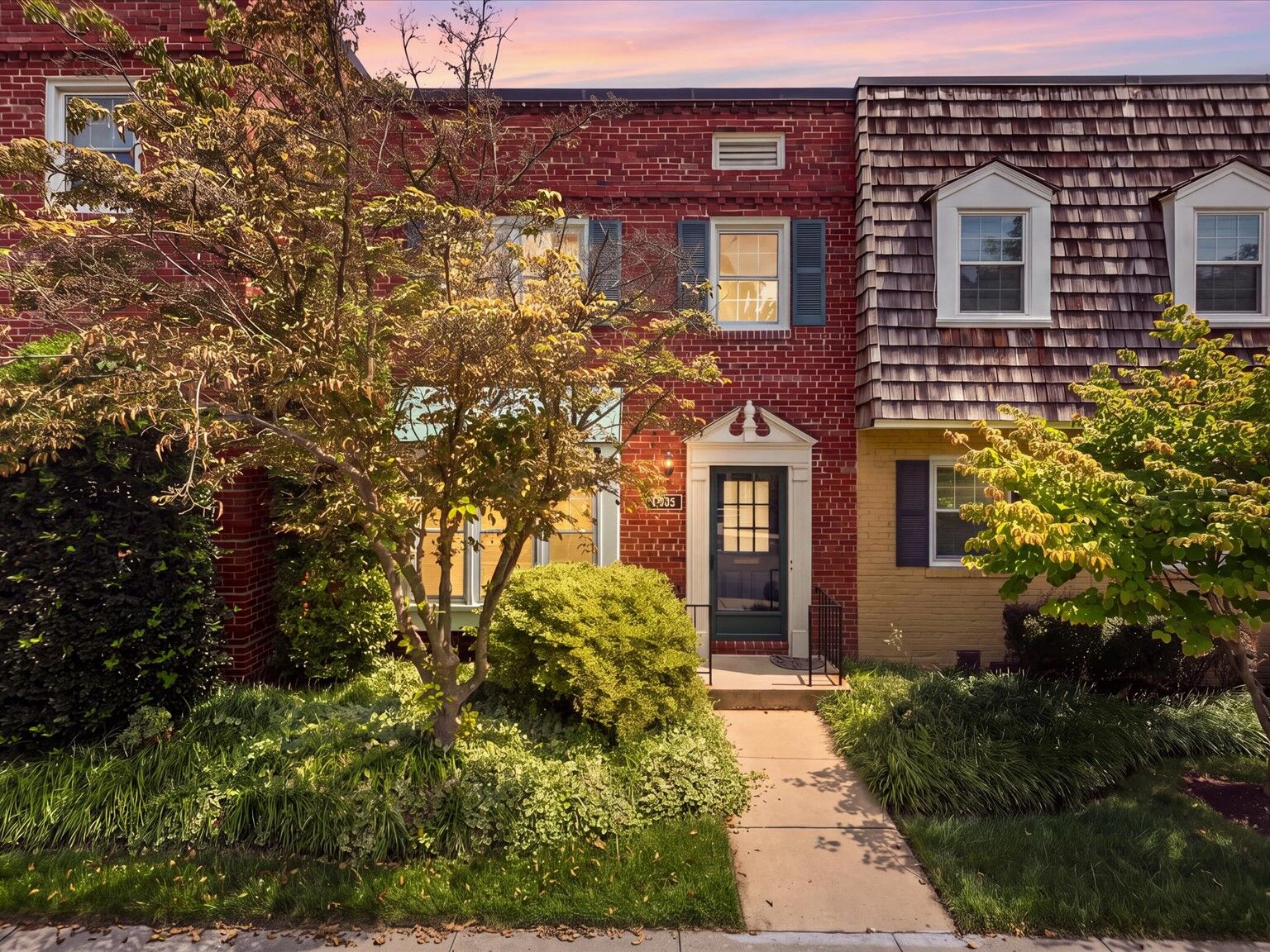 Property Photo:  6735 Kenwood Forest Lane 40  MD 20815 