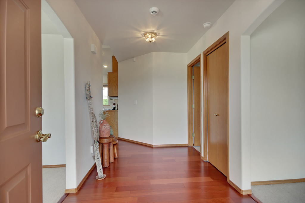 Property Photo: 14621 153rd St E WA 98360