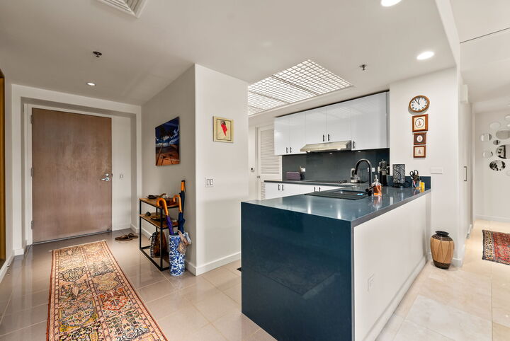 Property Photo: 1 Keahole Place 3406 HI 96825