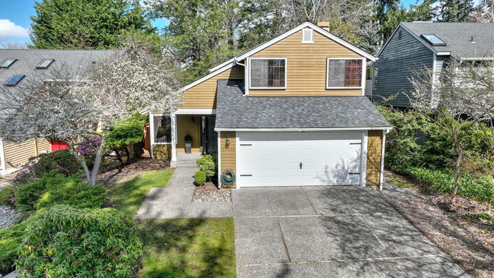 Property Photo:  24238 SE 43rd Court  WA 98029 