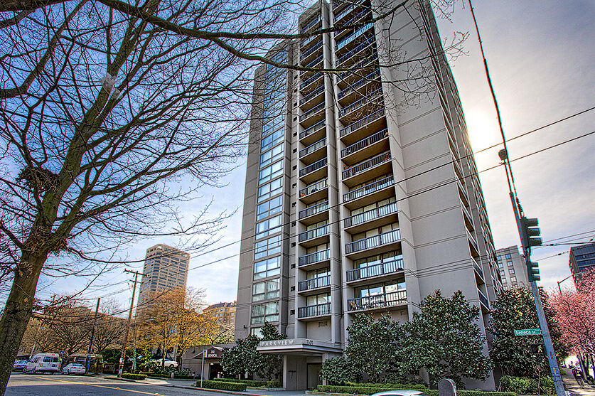 Property Photo: 1101 Seneca St 1203 WA 98101