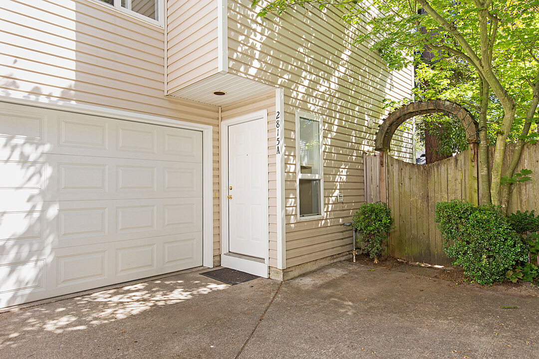 Property Photo:  2815 NE 115th St A  WA 98125 