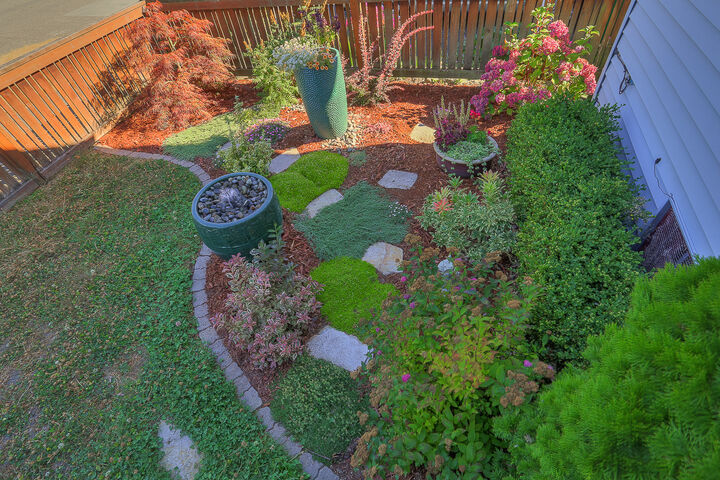 Property Photo: Front 6759 16th Ave NW WA 98117