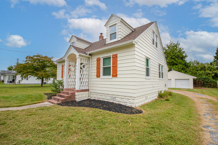 Property Photo:  115 Civic Avenue  MD 21804 