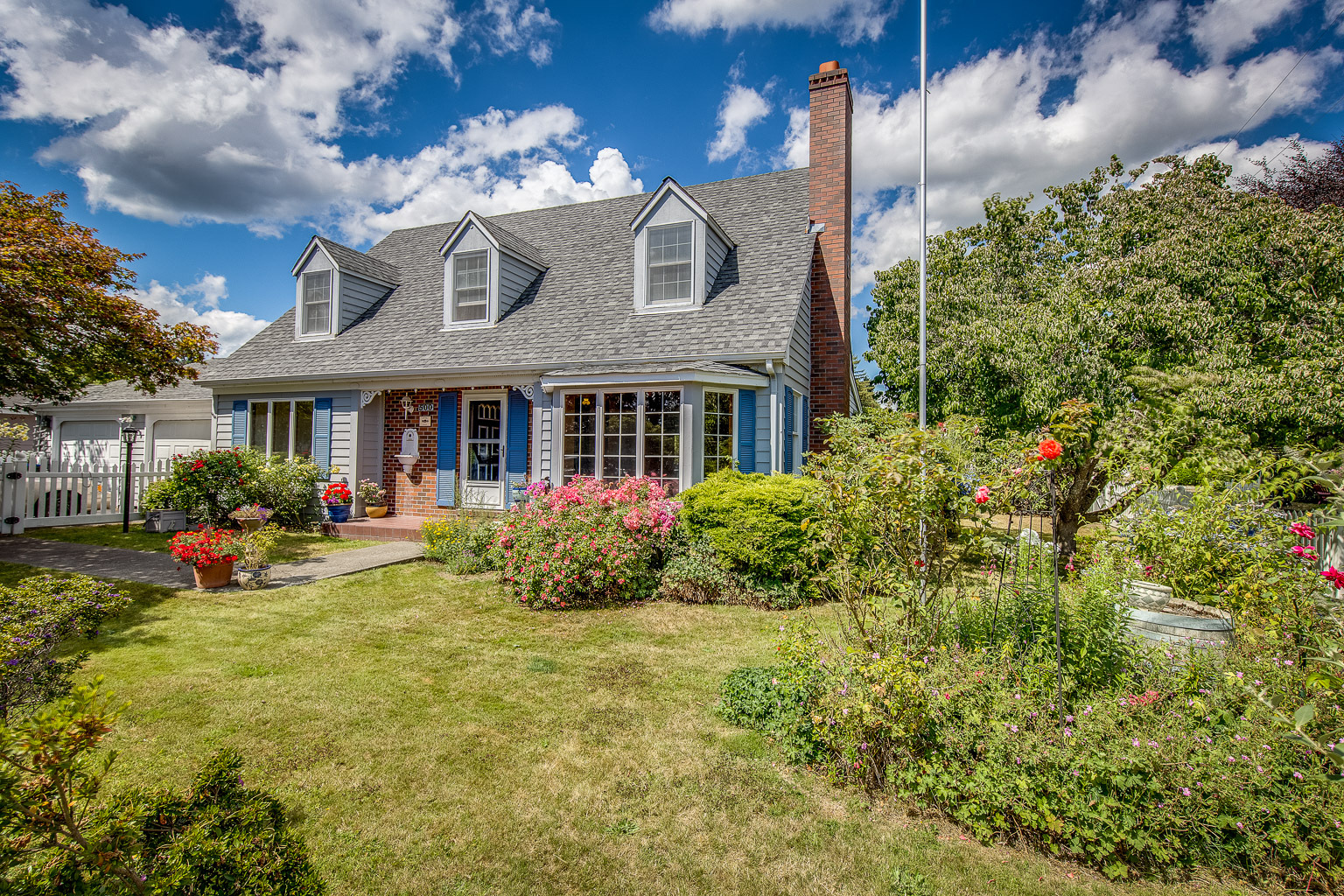 Property Photo: 500 NE Sommerseth St WA 98370