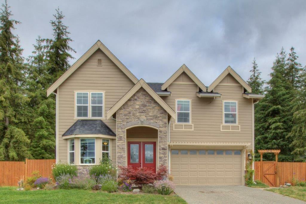 Property Photo:  2703 290th St S  WA 98580 