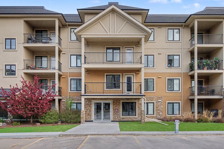 1029 173 Stnw SW 209 — photo 1