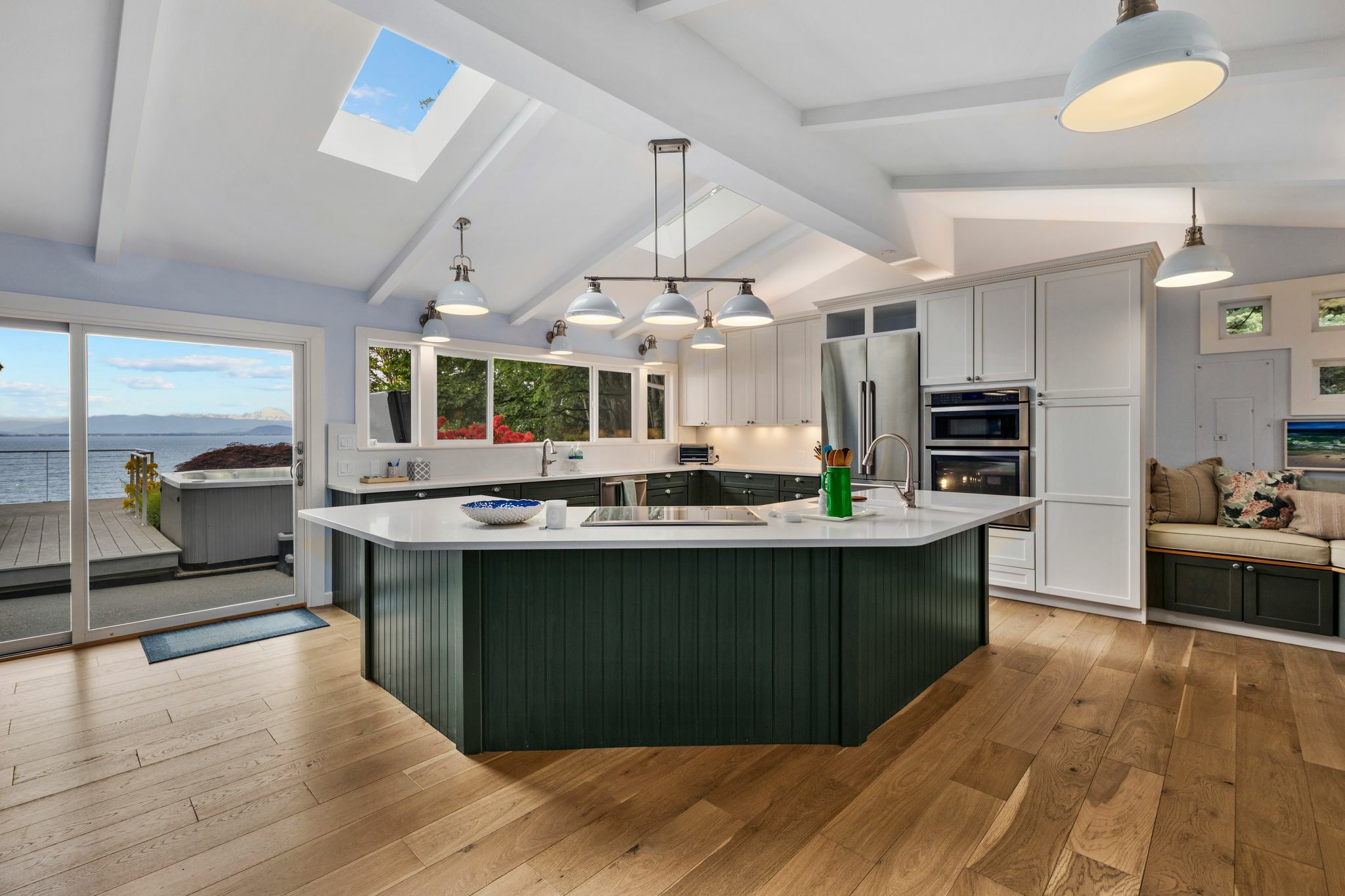 Property Photo: 248 Fay Lane WA 98282