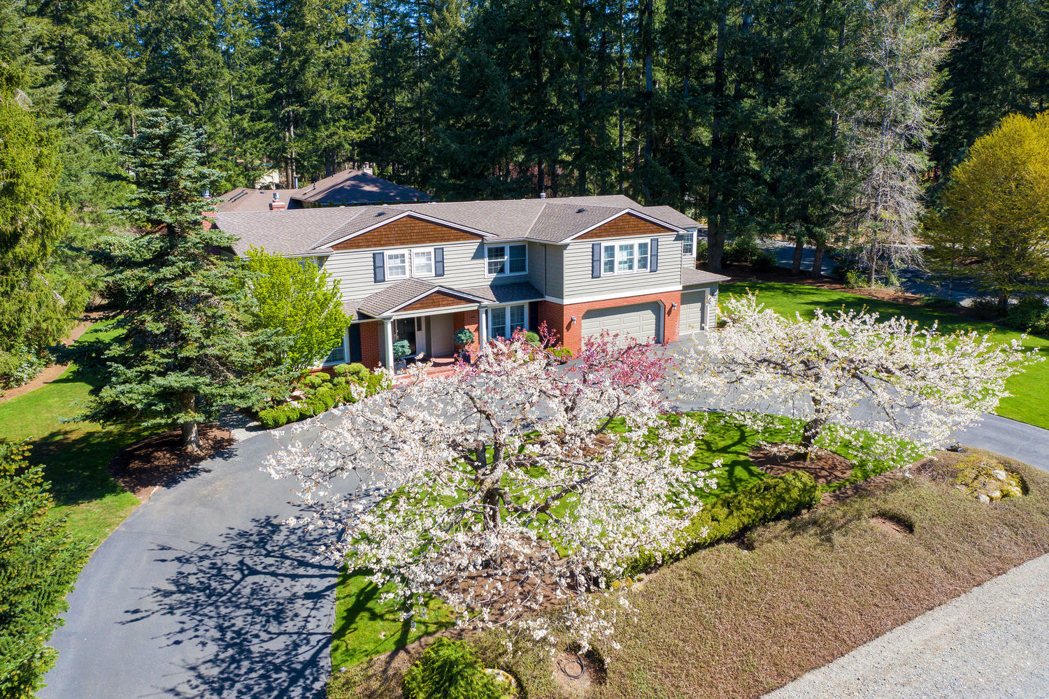 Property Photo:  23834 SE 35th St  WA 98029 