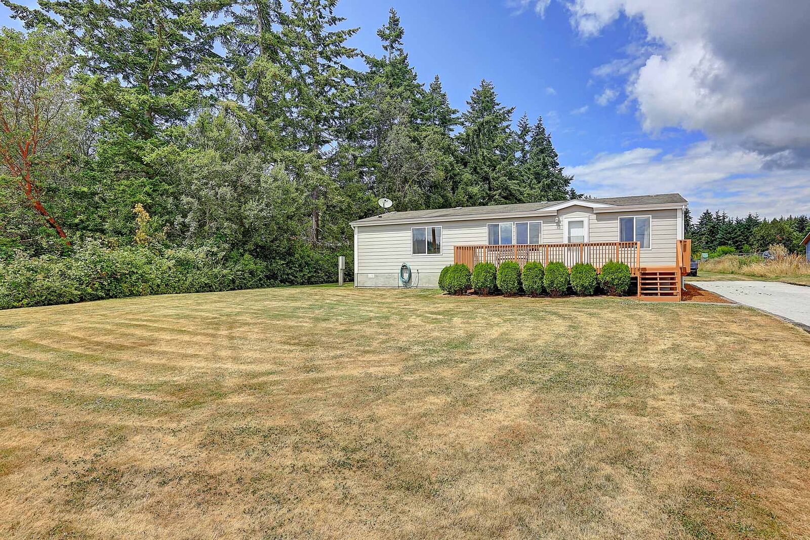 Property Photo: Exteriors 179 Kowntee St  WA 98282 