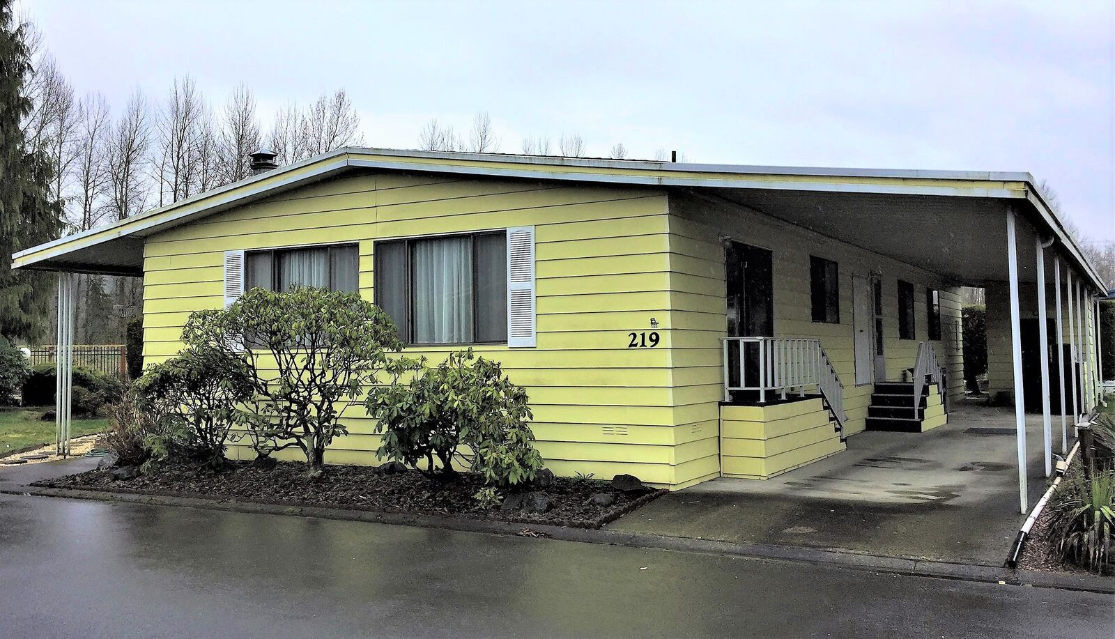 Property Photo:  3611 I St NE 219  WA 98002 