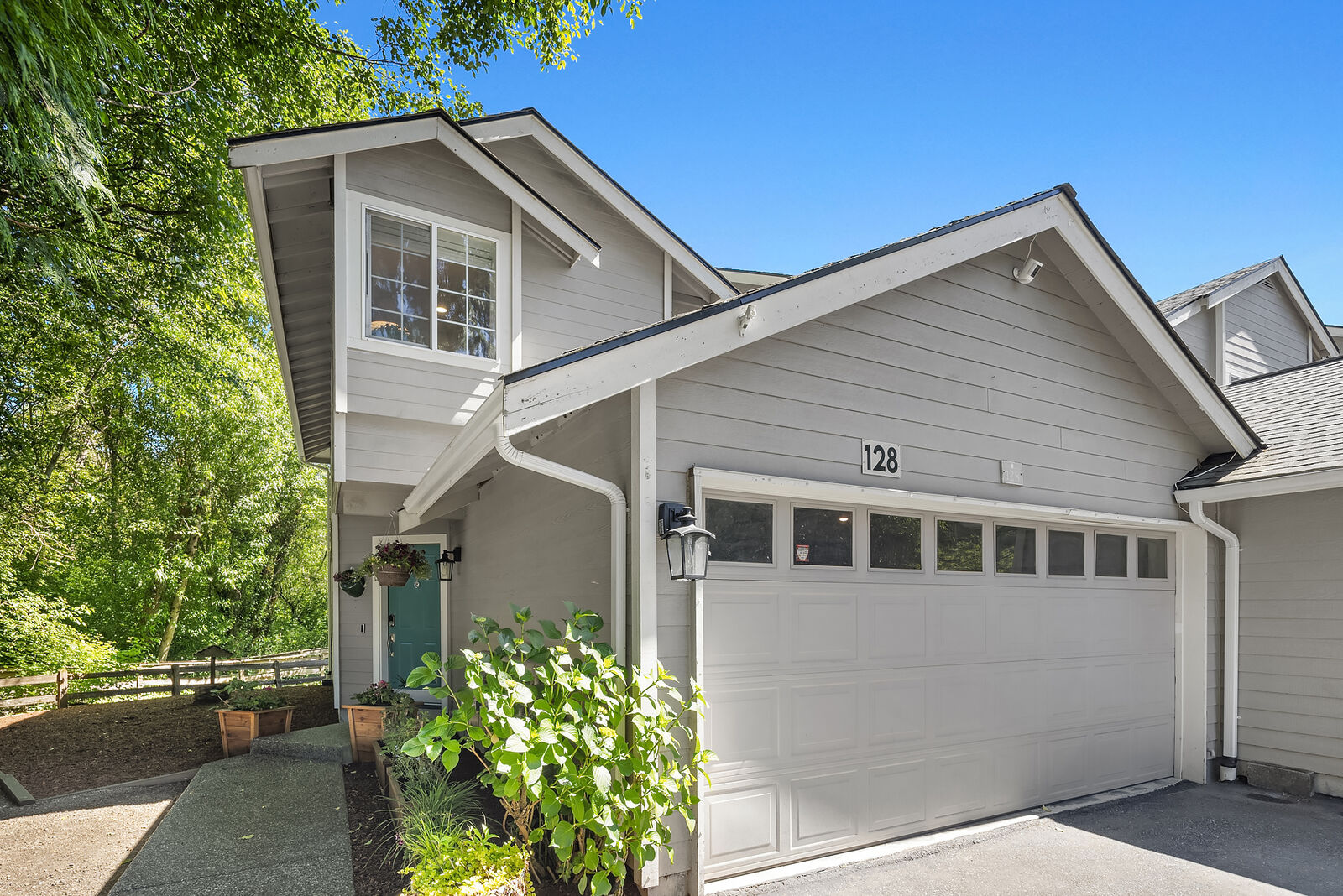 Property Photo: 14714 53rd Avenue W 128 WA 98026