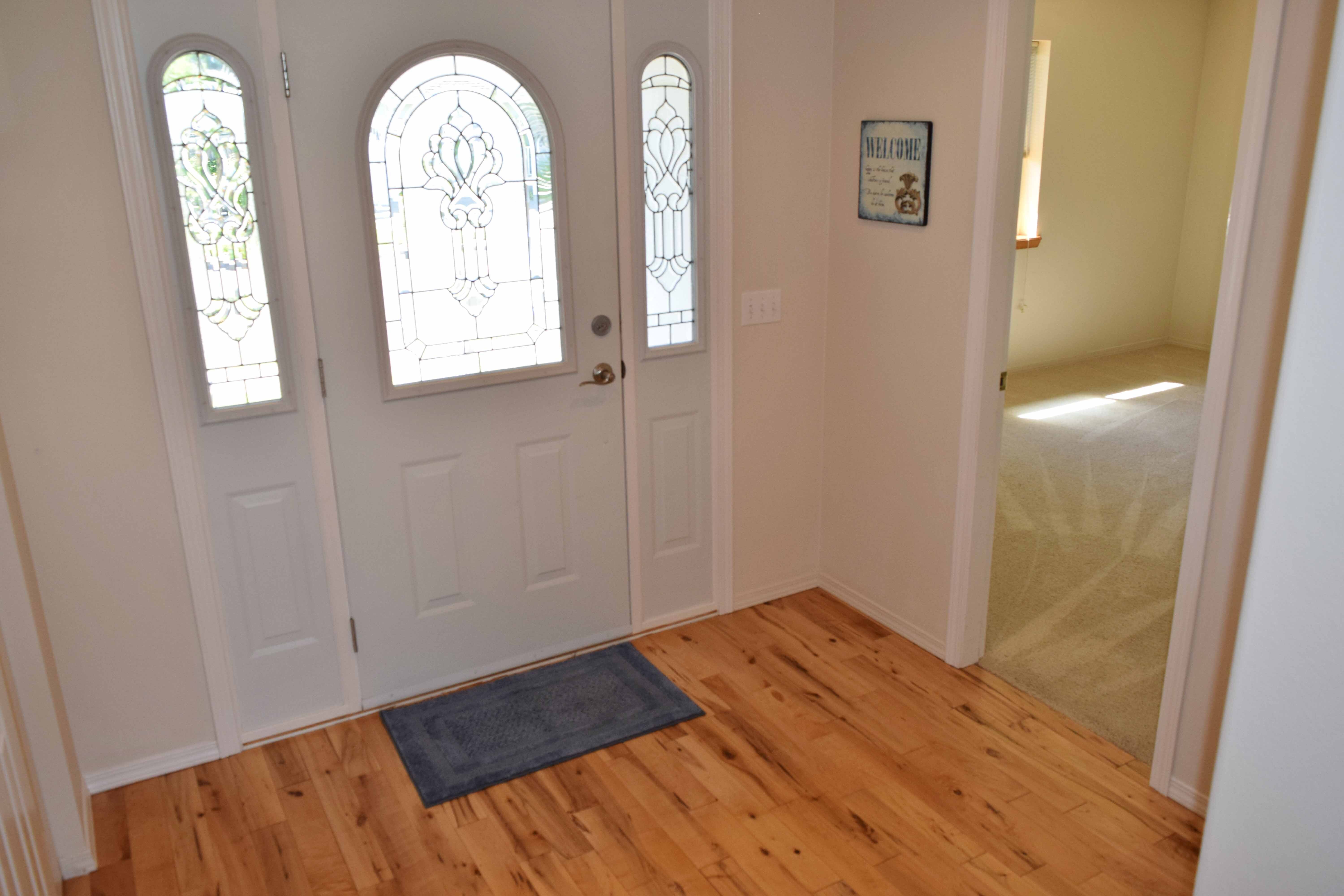 Property Photo: Foyer 1904 Heartland Dr WA 98264