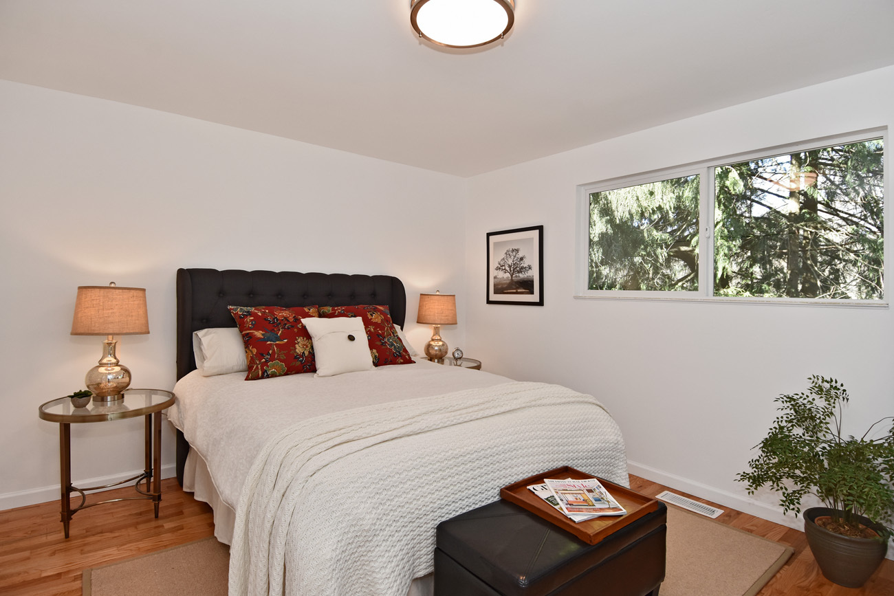 Property Photo: Master suite 2314 N 149th St  WA 98133 