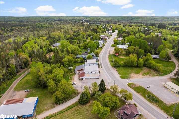 Photo de la propriété:  5480 Highway 620  ON K0L 1P0 