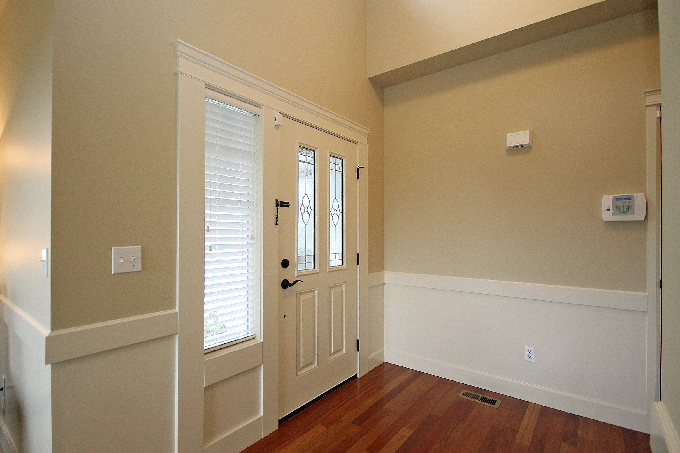 Property Photo: Foyer/entryway 10412 SE 272nd Place  WA 98030 