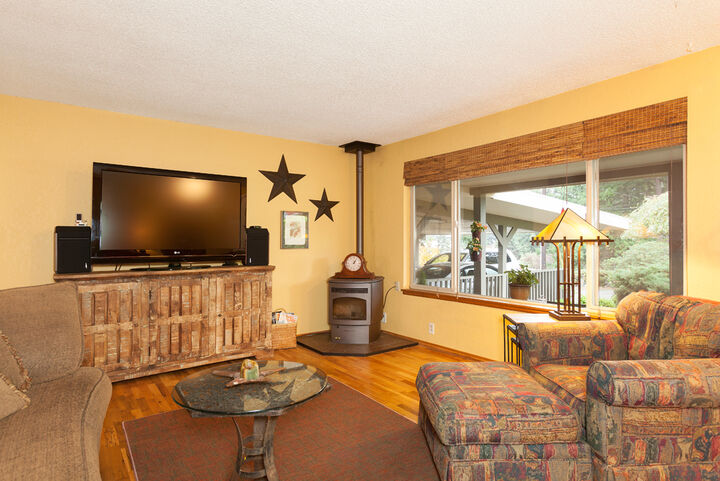 Property Photo: Living room 7105 210th St SW  WA 98026 
