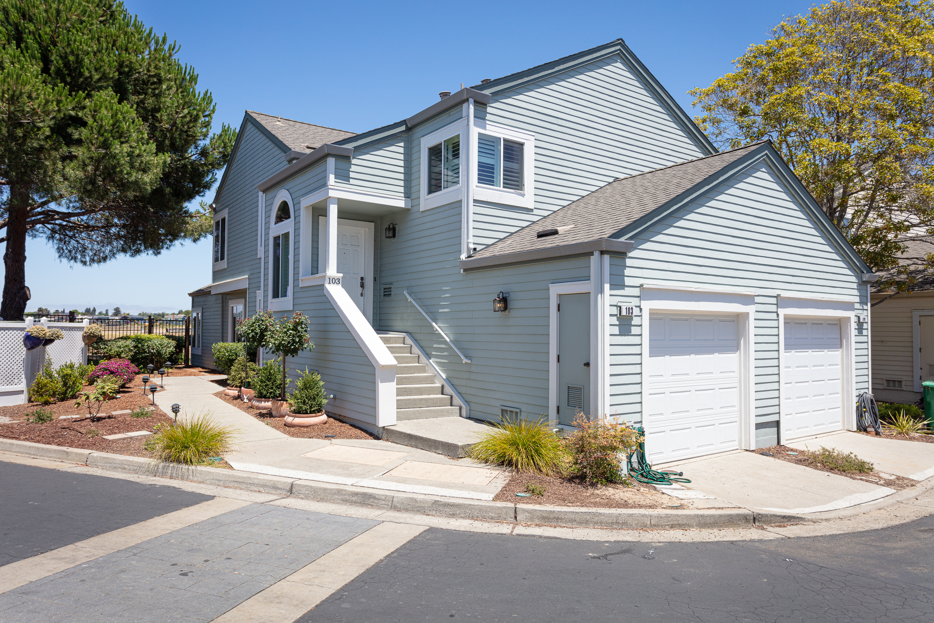 Property Photo:  101 Bay Park Terrace  CA 94502 