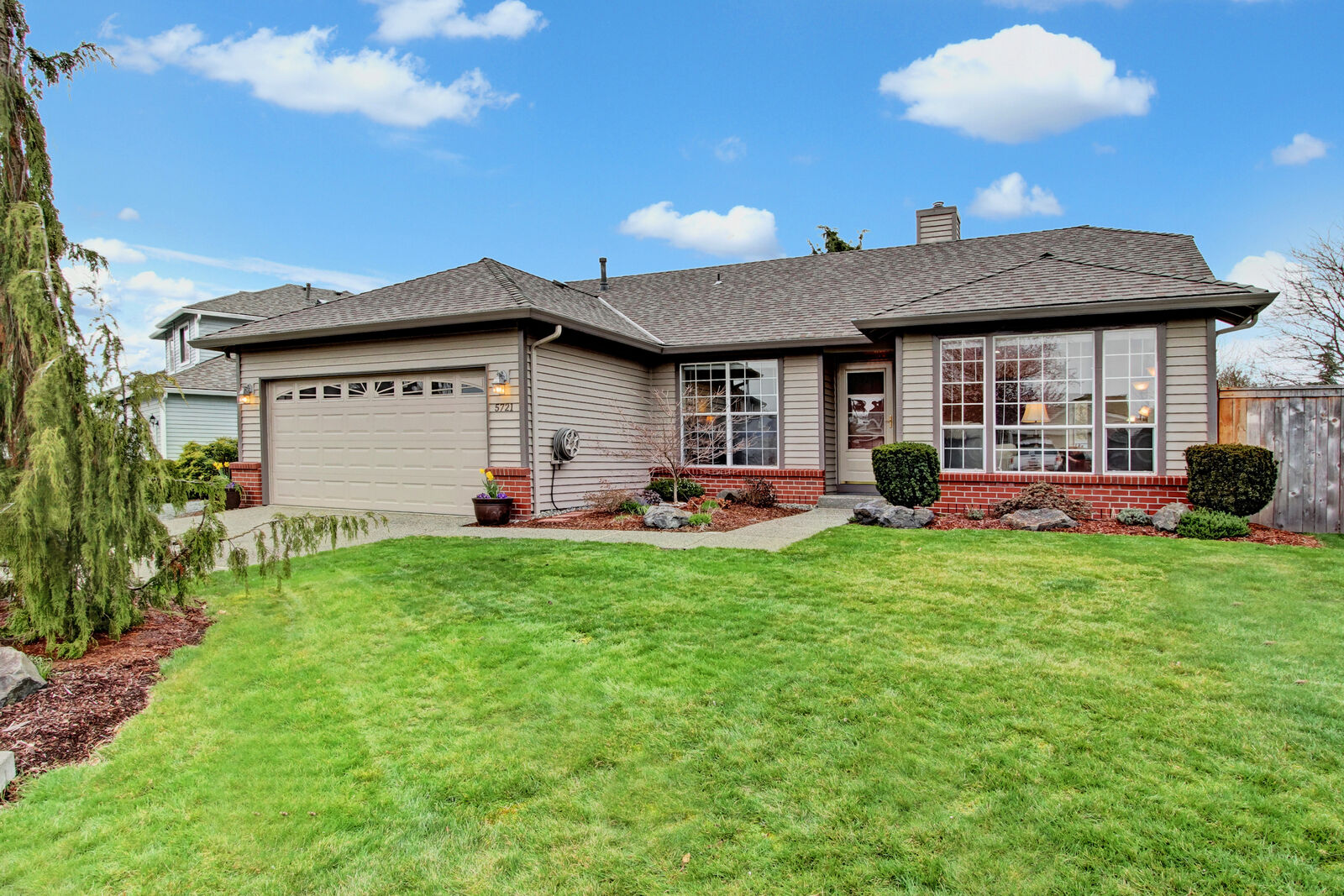 Property Photo:  5721 67th St NE  WA 98270 