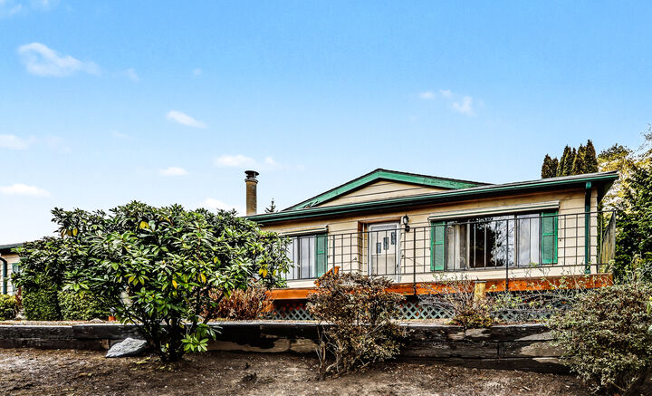 Property Photo: Home 23812 Lake Drive E WA 98021