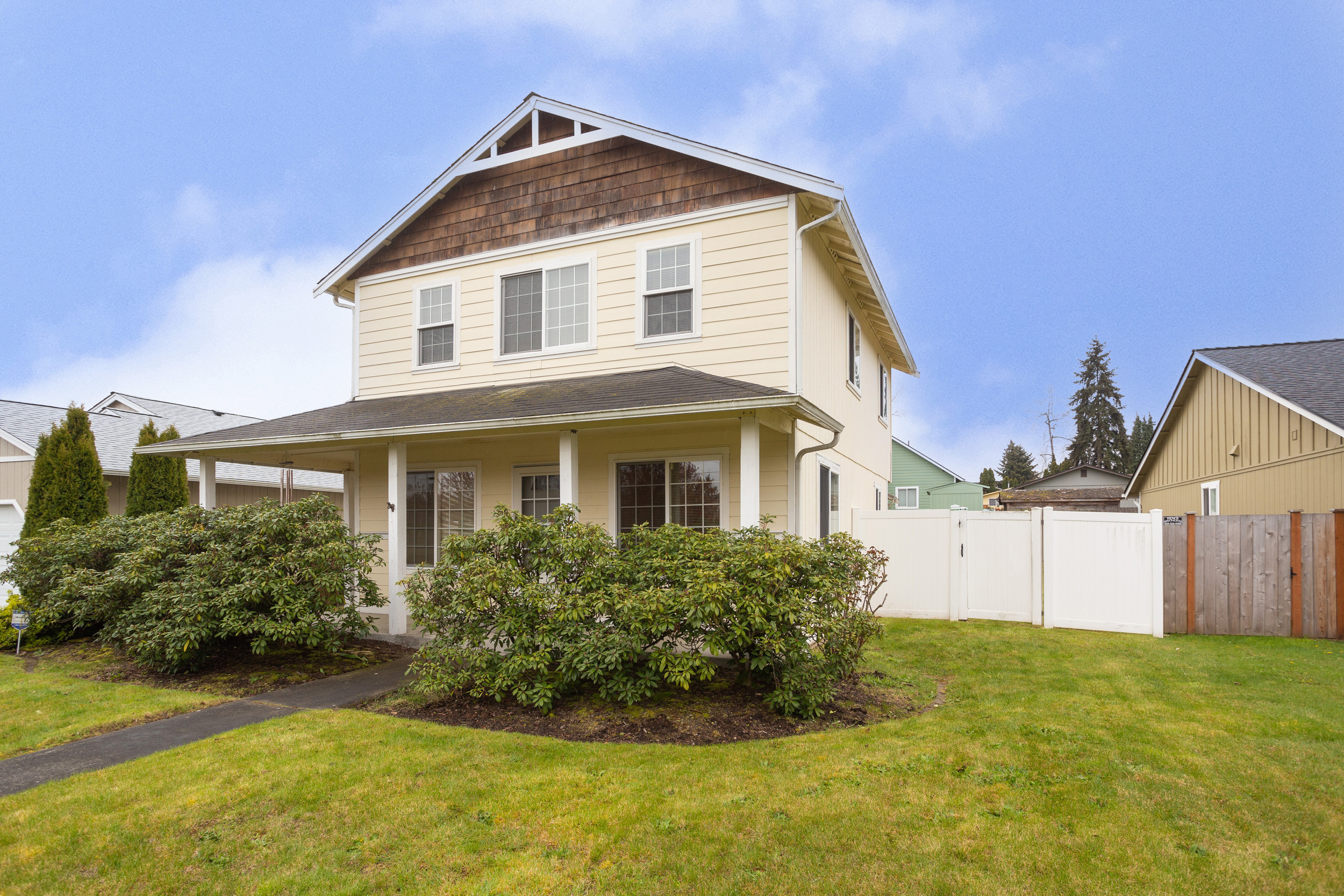 Property Photo:  1314 E 60th Street  WA 98404 