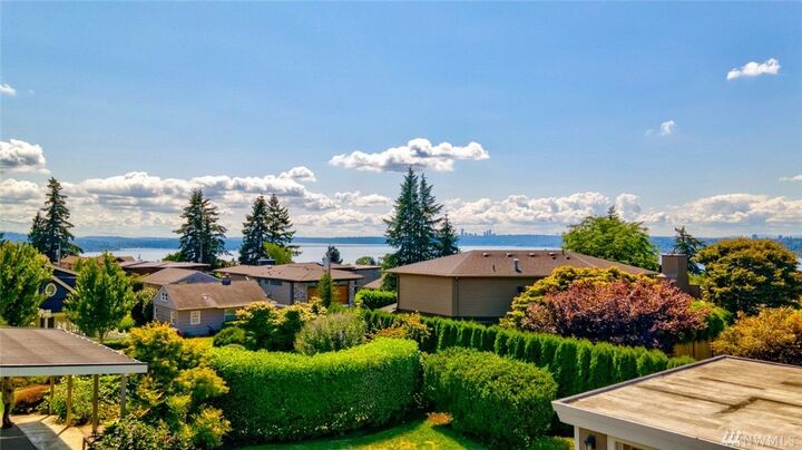 130  14th Avenue  Kirkland WA 98033 photo