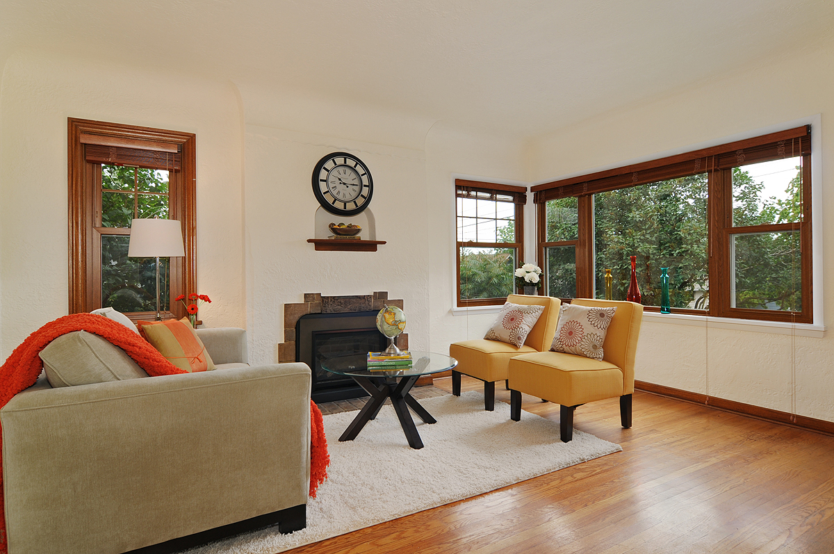 Property Photo: Living room, dining room, kitchen 535 NE 100th St  WA 98125 