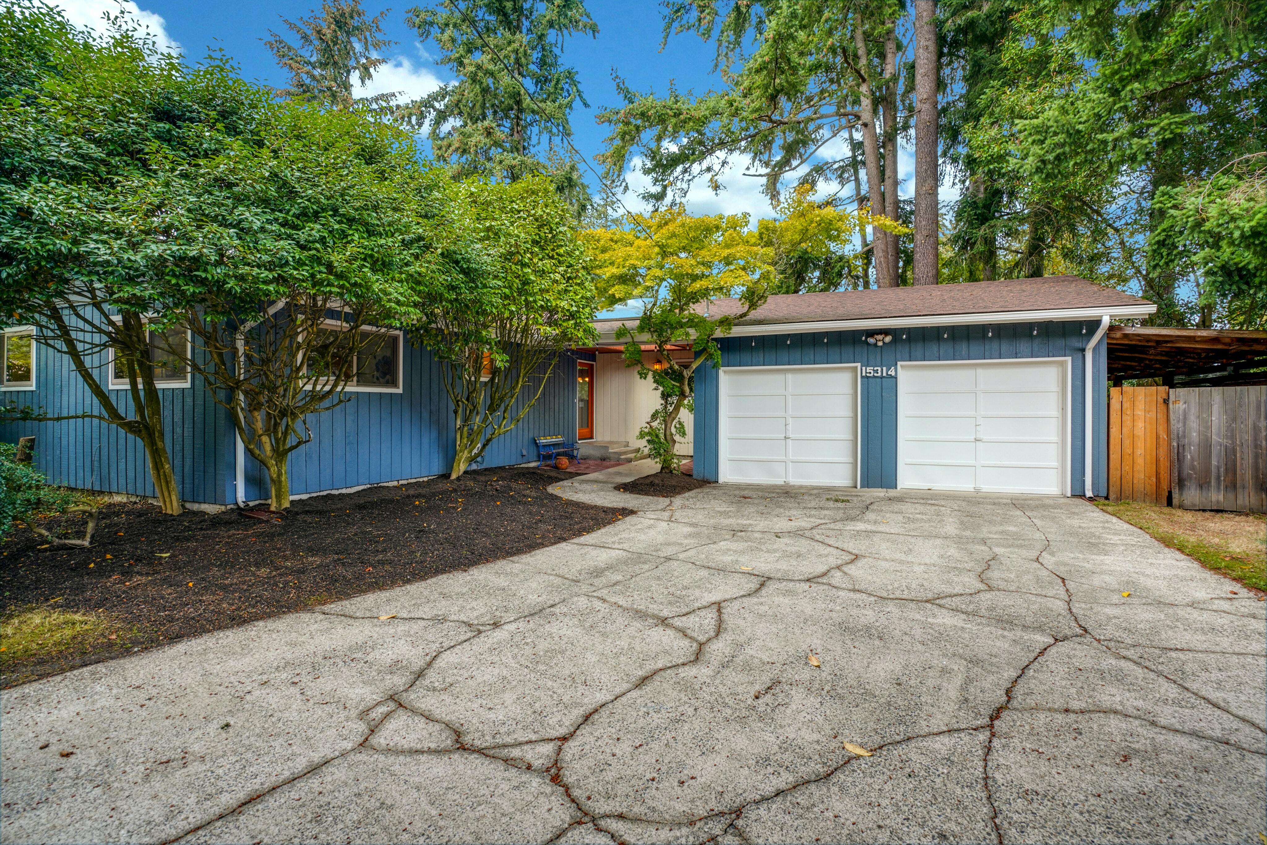 15314 SE 21st St  Bellevue WA 98007 photo