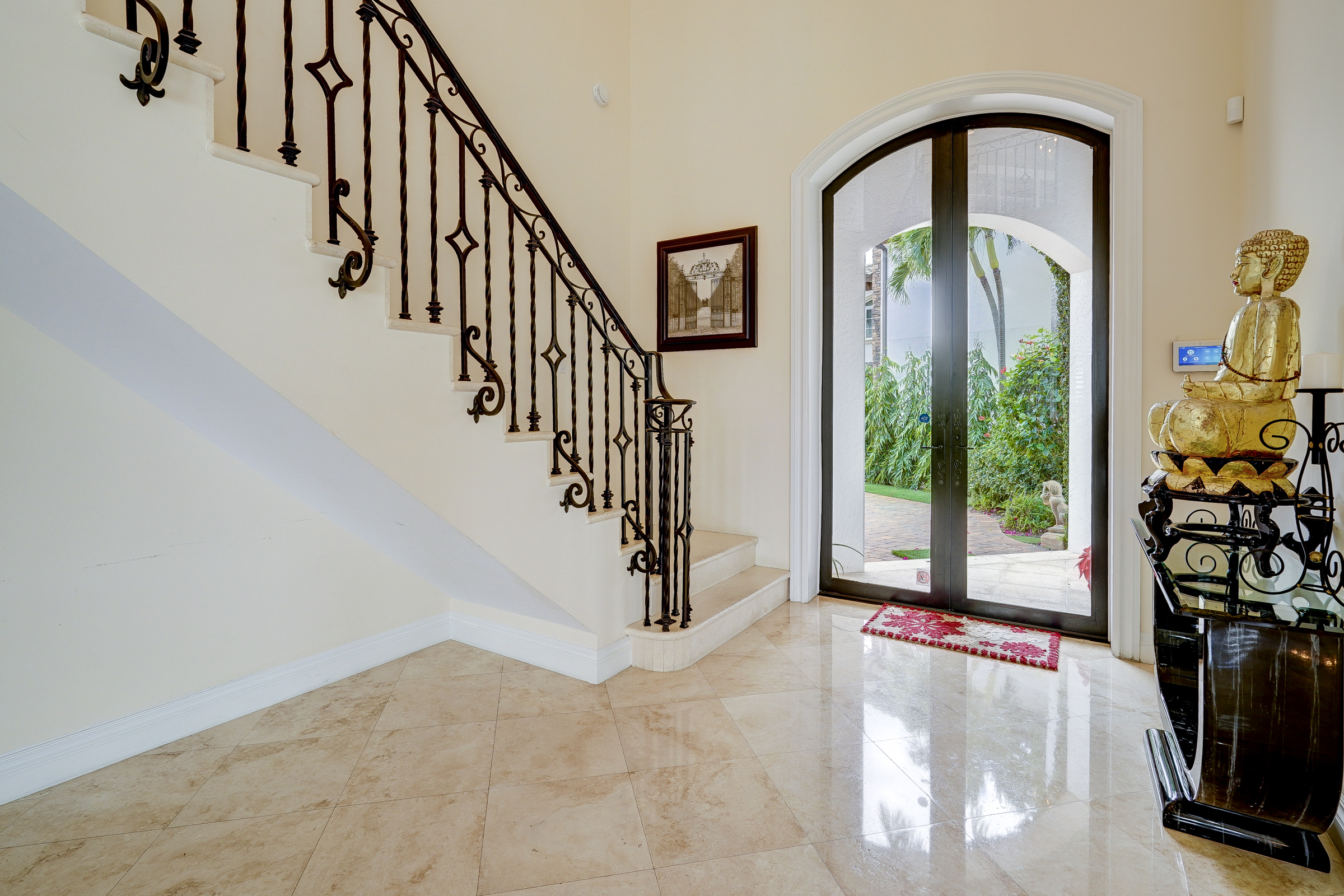 Property Photo:  2775 Lake Drive  FL 33404 