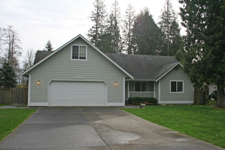 8326 Richmond Park Rd  Blaine WA 98230 photo