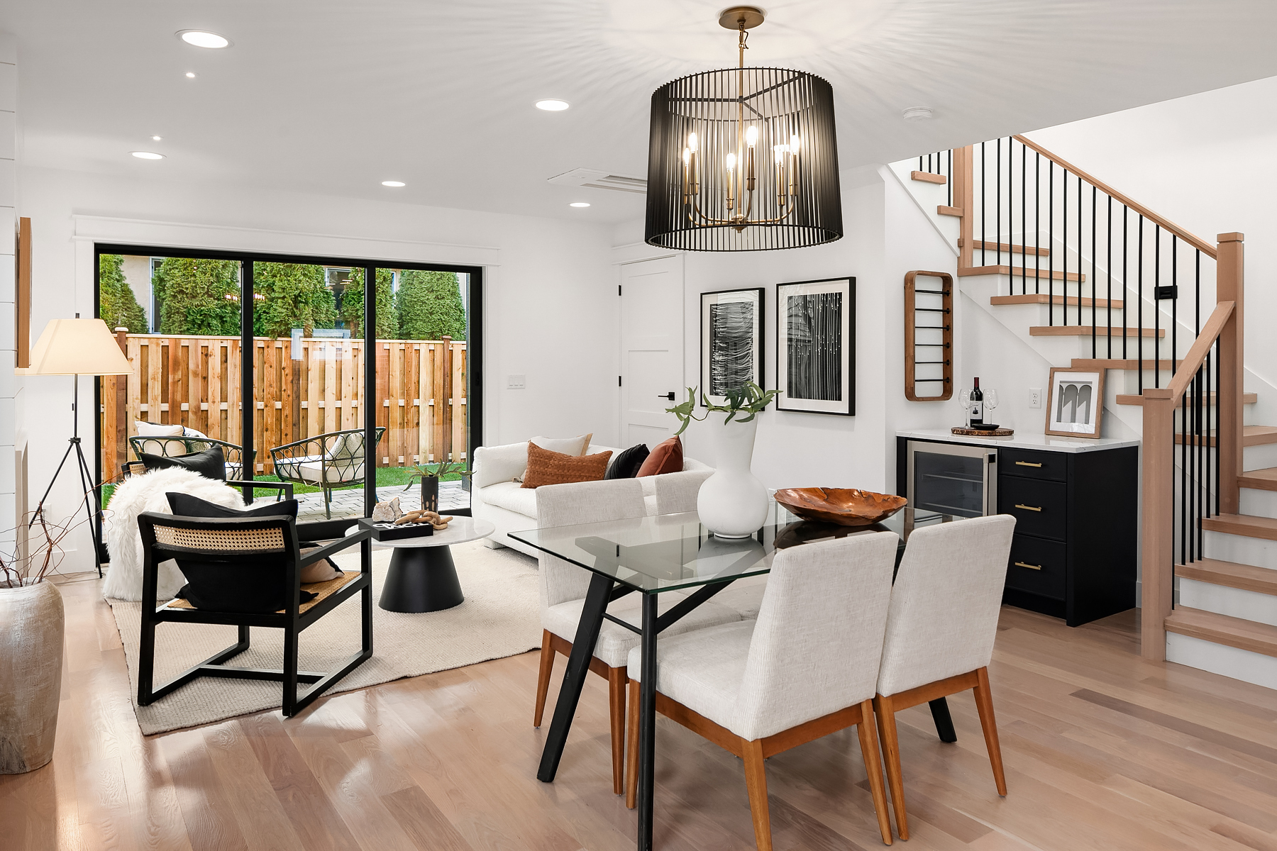 Property Photo:  1006 6th Street  WA 98033 